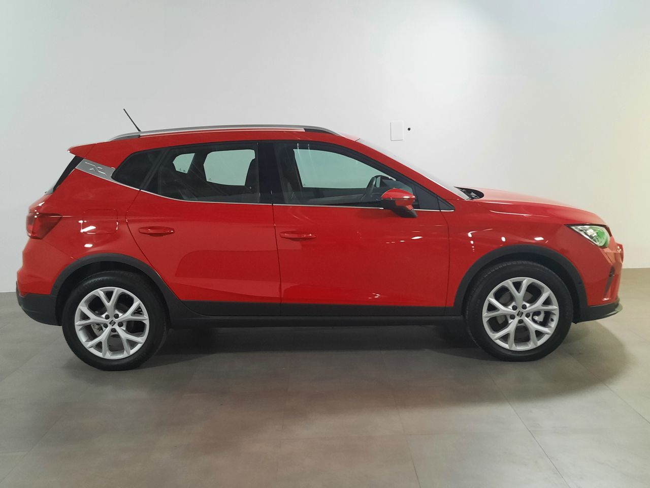 Seat Arona 1.0 TSI FR XM DSG 81 kW (110 CV) - Foto 2