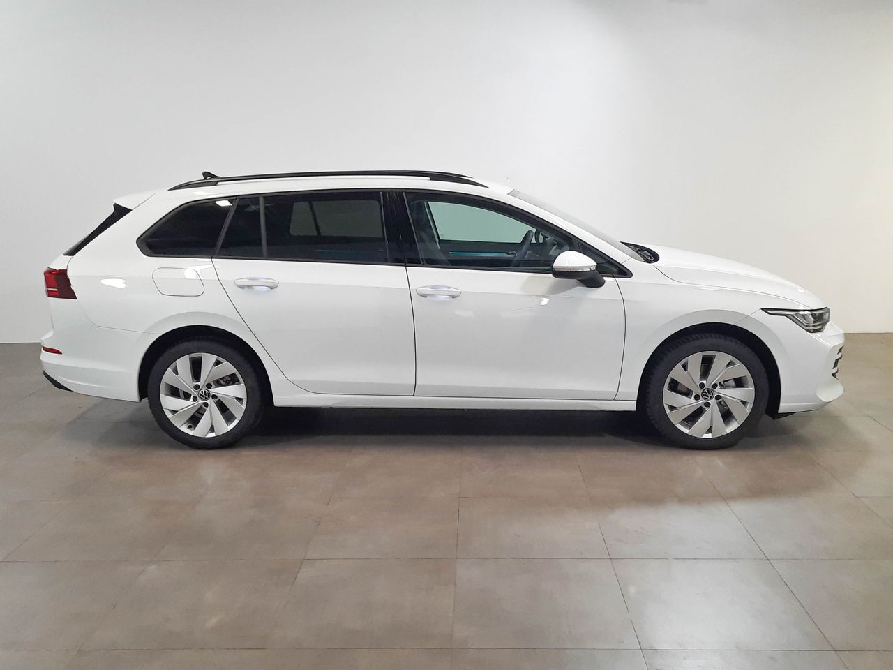 Volkswagen Golf Life 1.5 eTSI 85 kW (116 CV) DSG - Foto 2