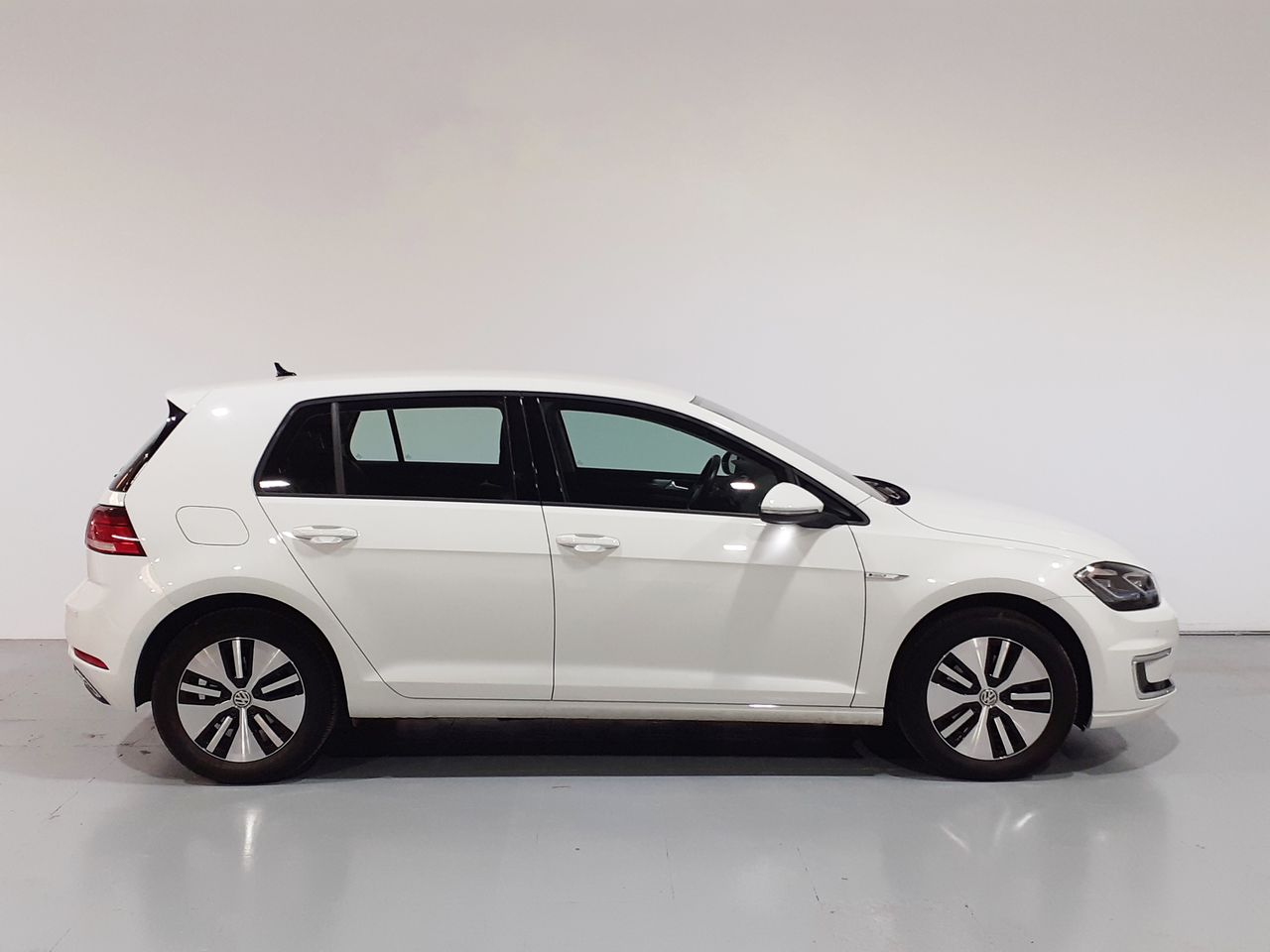 Volkswagen Golf ePower 100 kW (136 CV) - Foto 2