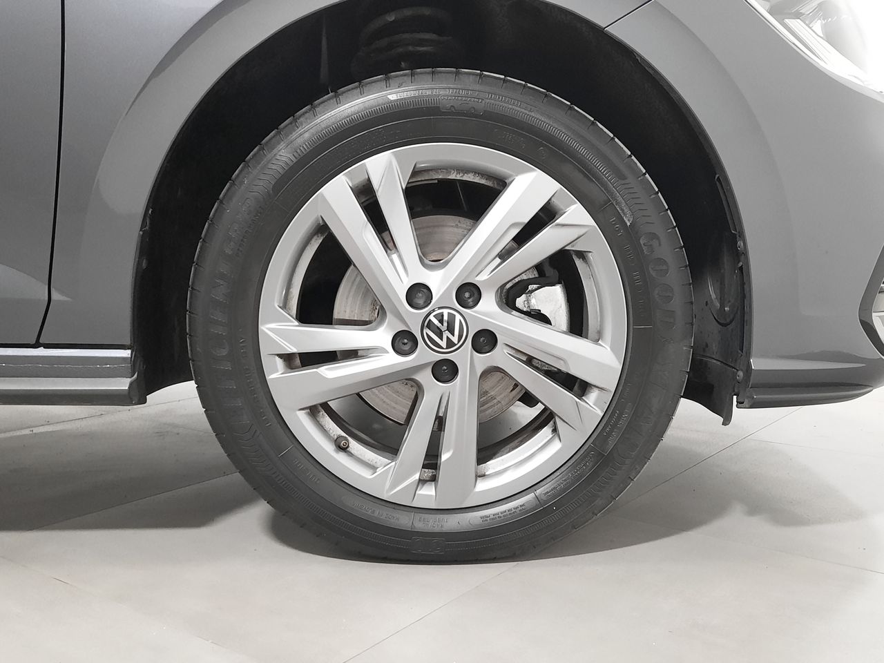 Volkswagen Polo R-Line 1.0 TSI 85 kW (115 CV) DSG - Foto 2