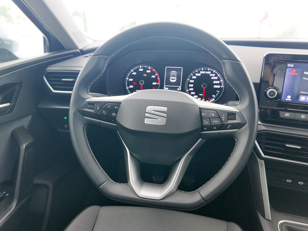 Seat Leon 1.0 TSI S&S STYLE XS 110  - Foto 2