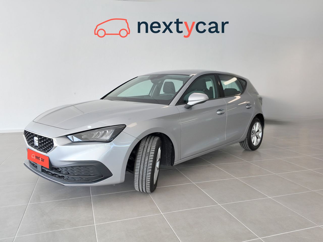 Plazas  de segunda mano - seat leon 2024 /