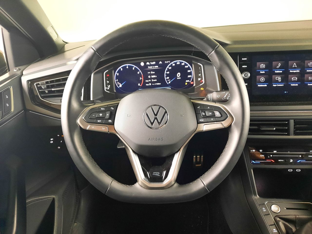Volkswagen Taigo 1.0 TSI R-Line 85kW (115CV)  - Foto 2