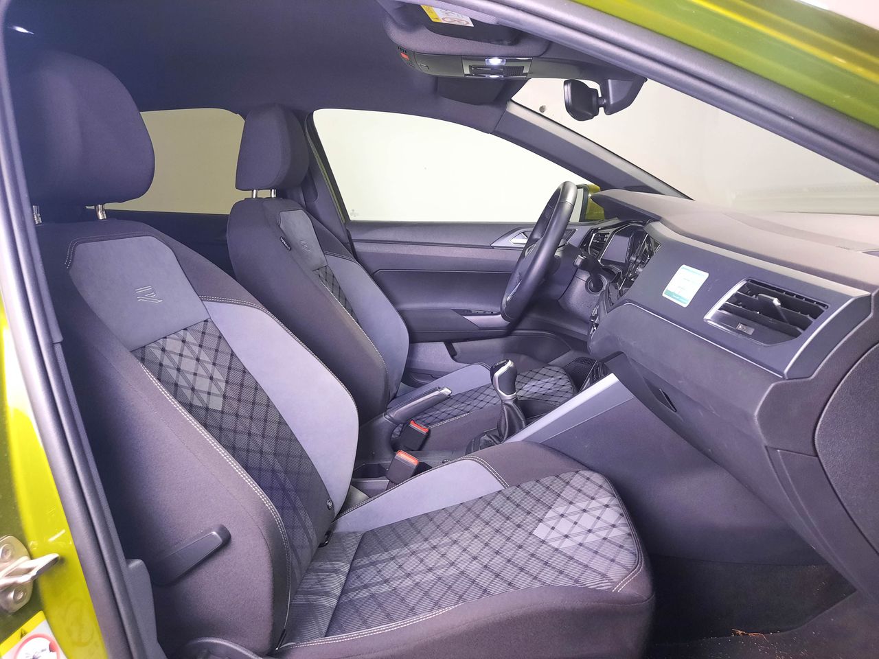 Volkswagen Taigo 1.0 TSI R-Line 85kW (115CV)  - Foto 2