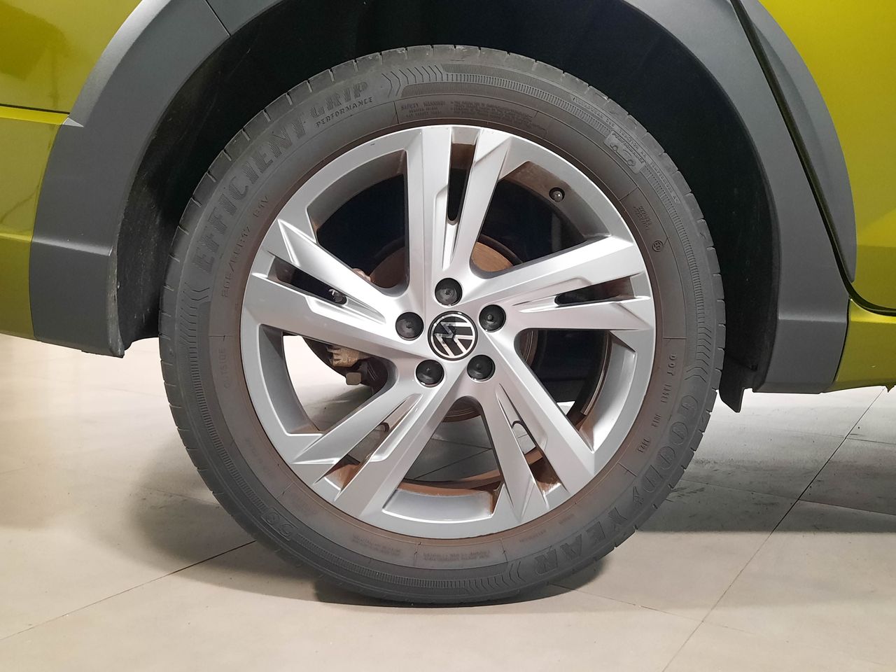 Volkswagen Taigo 1.0 TSI R-Line 85kW (115CV)  - Foto 2