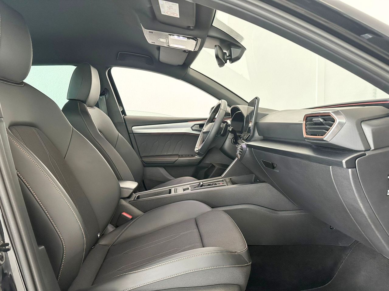 Cupra León 1.5 ETSI DSG 110Kw  - Foto 2