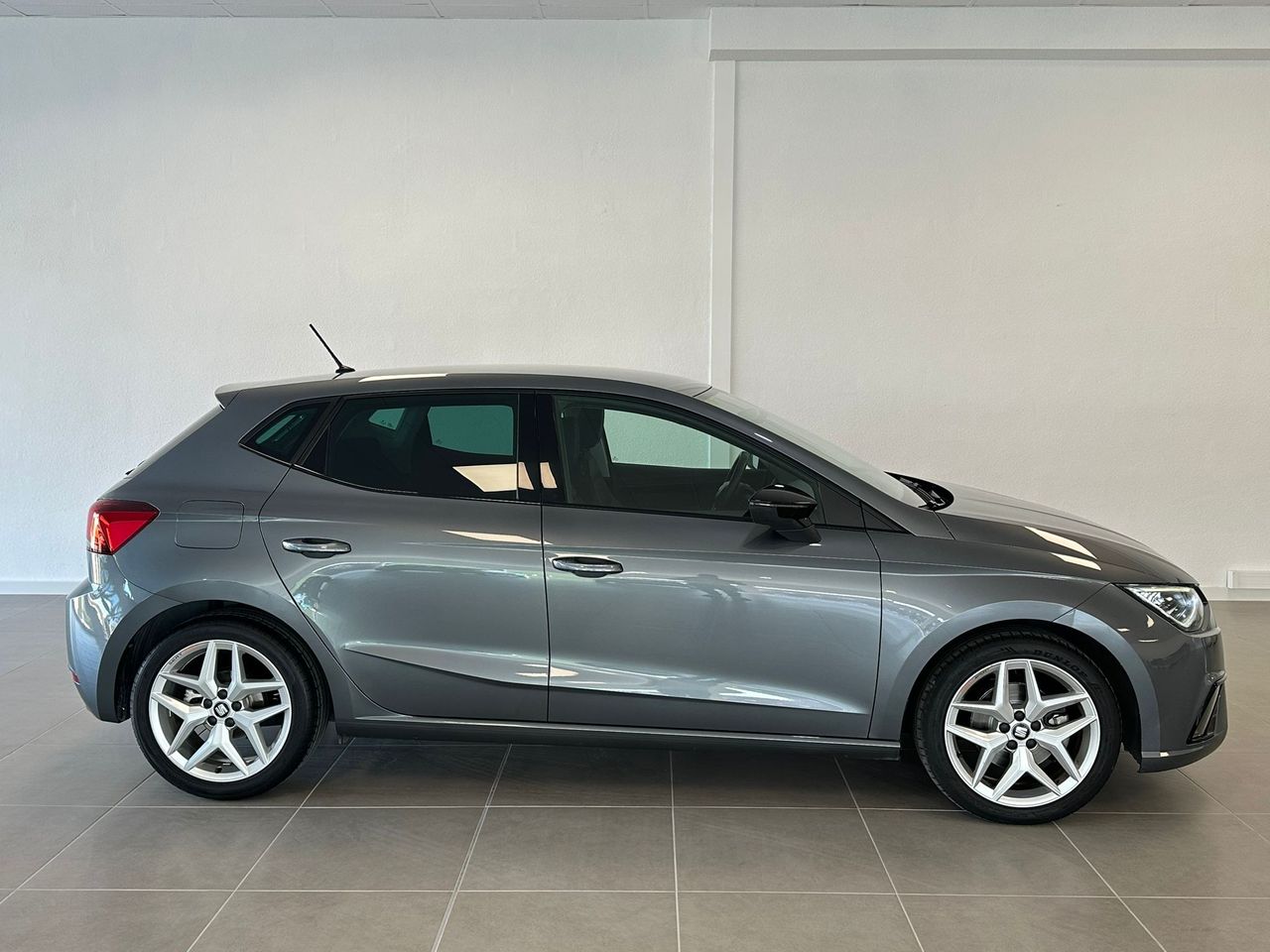 seat ibiza 2018 / foto grande (3)