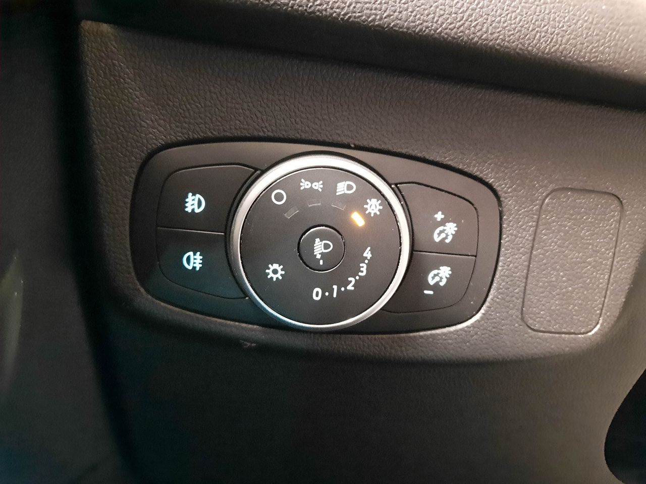Ford Focus Focus 1.0 Ecoboost Titanium Aut. 125CV  - Foto 2