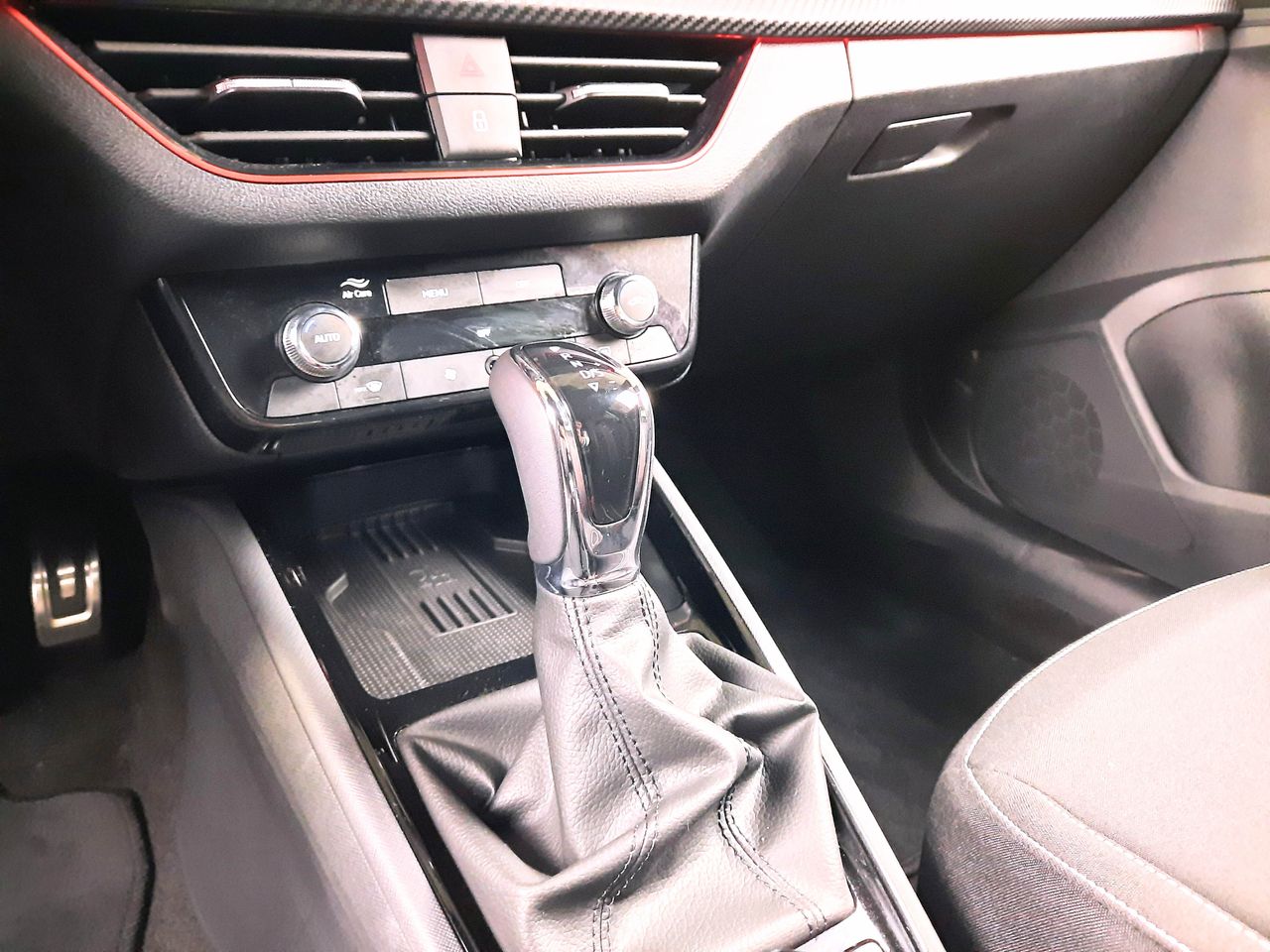 Skoda Kamiq 1.5 TSI Monte Carlo 110kW DSG7  - Foto 2