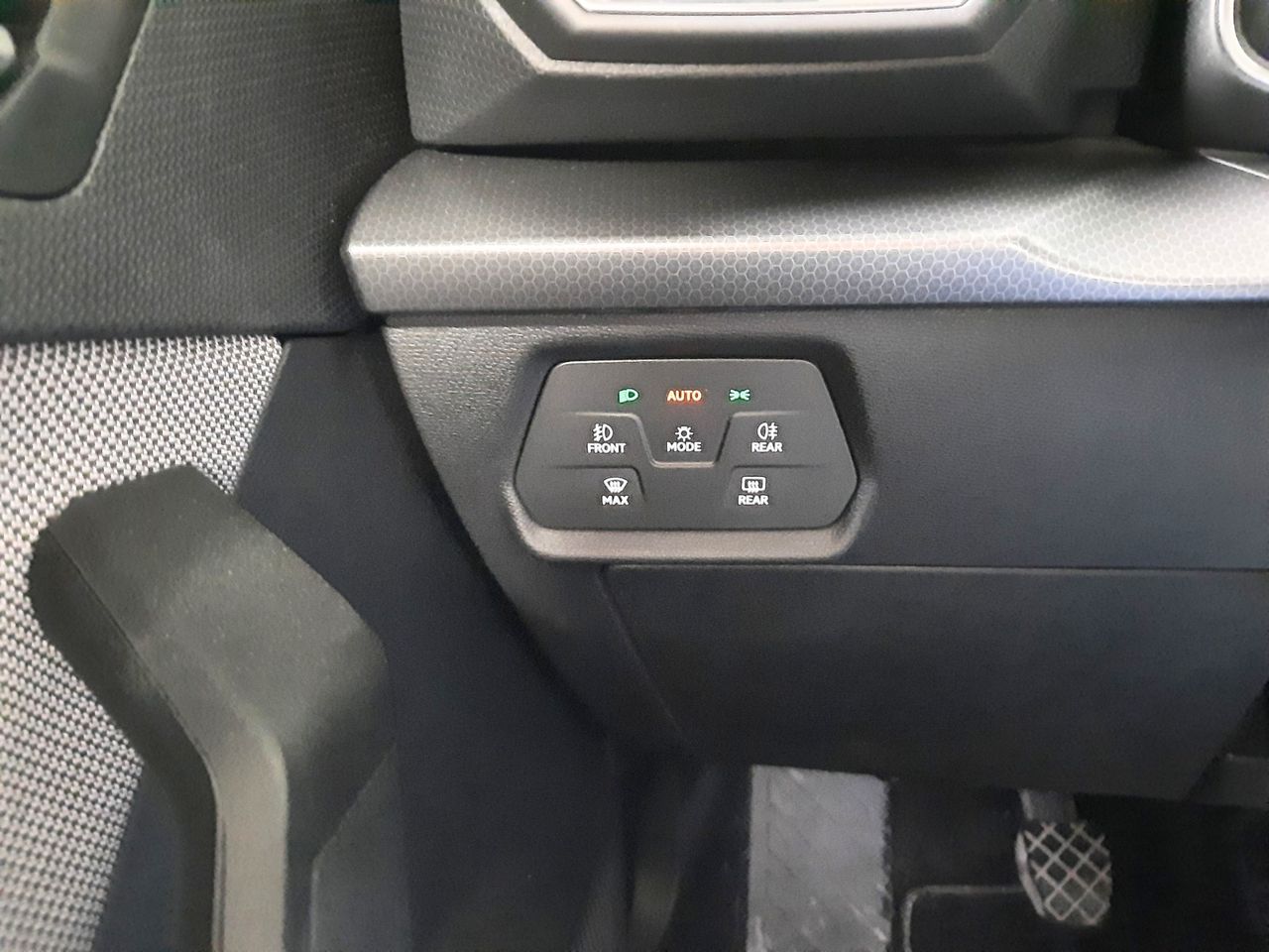 Seat Leon 1.0 eTSI S&S Style DSG-7 110  - Foto 2