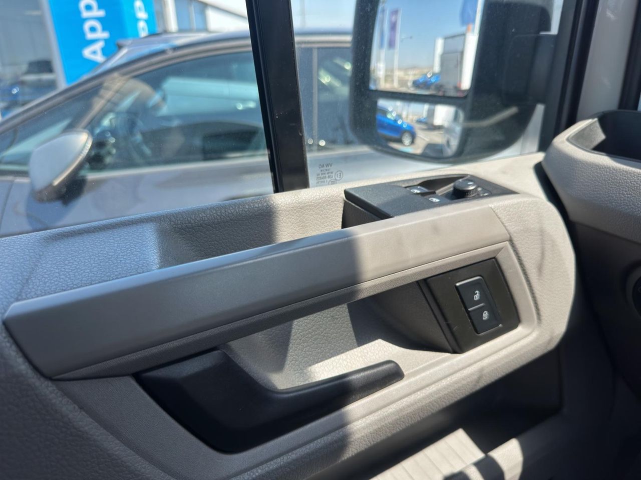 MAN TGE TGE 3.140 Fg. Larga alto 3.5t RWD 140  - Foto 2