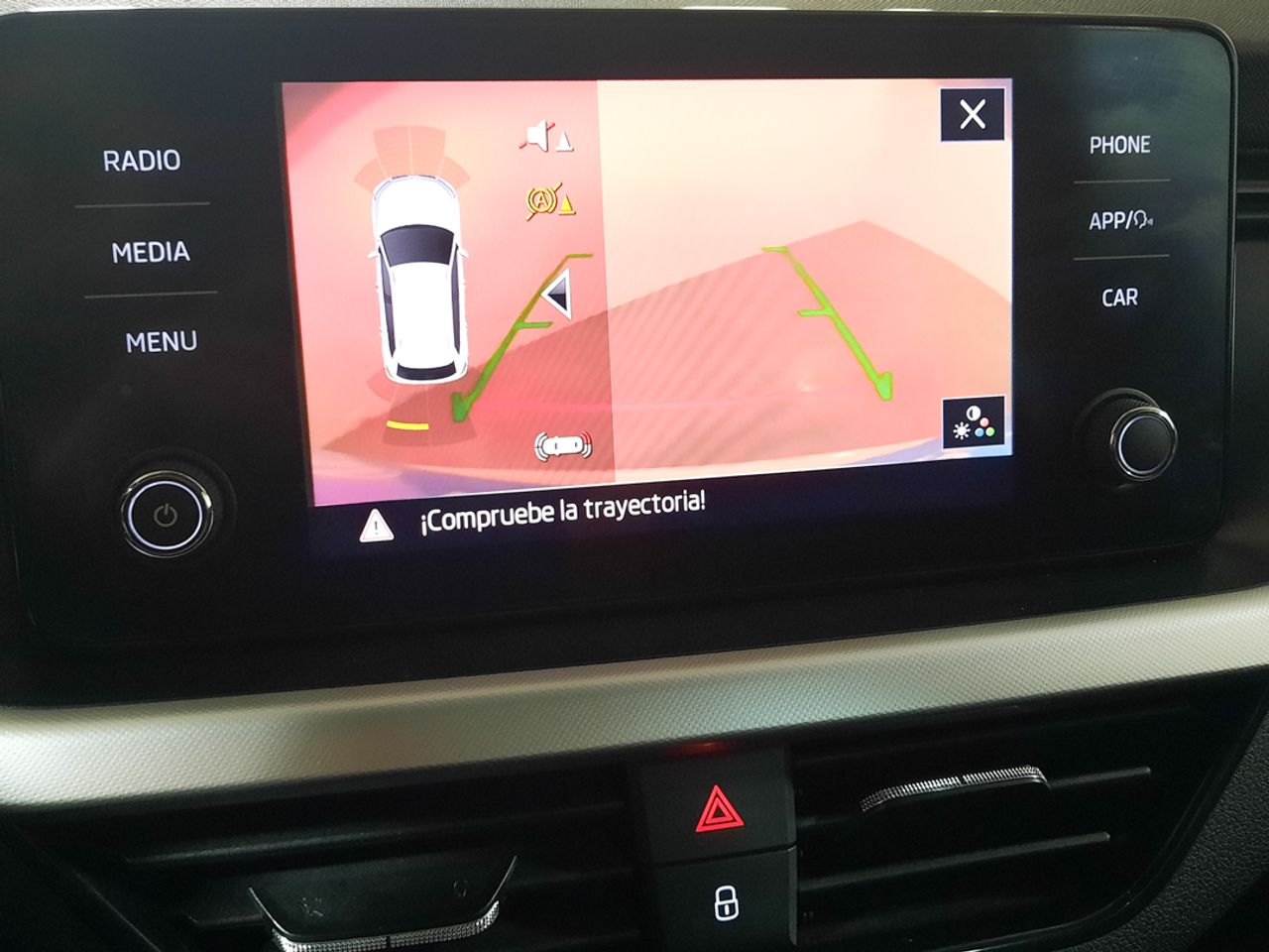 Skoda Kamiq 1.0 TSI Emotion 81kW DSG  - Foto 2