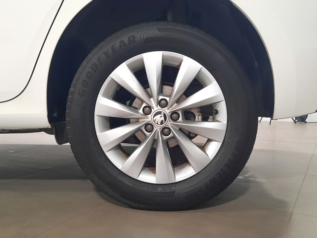 Skoda Kamiq 1.0 TSI Emotion 81kW DSG  - Foto 2