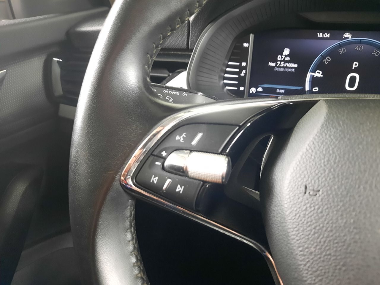 Skoda Kamiq 1.0 TSI Emotion 81kW DSG  - Foto 2