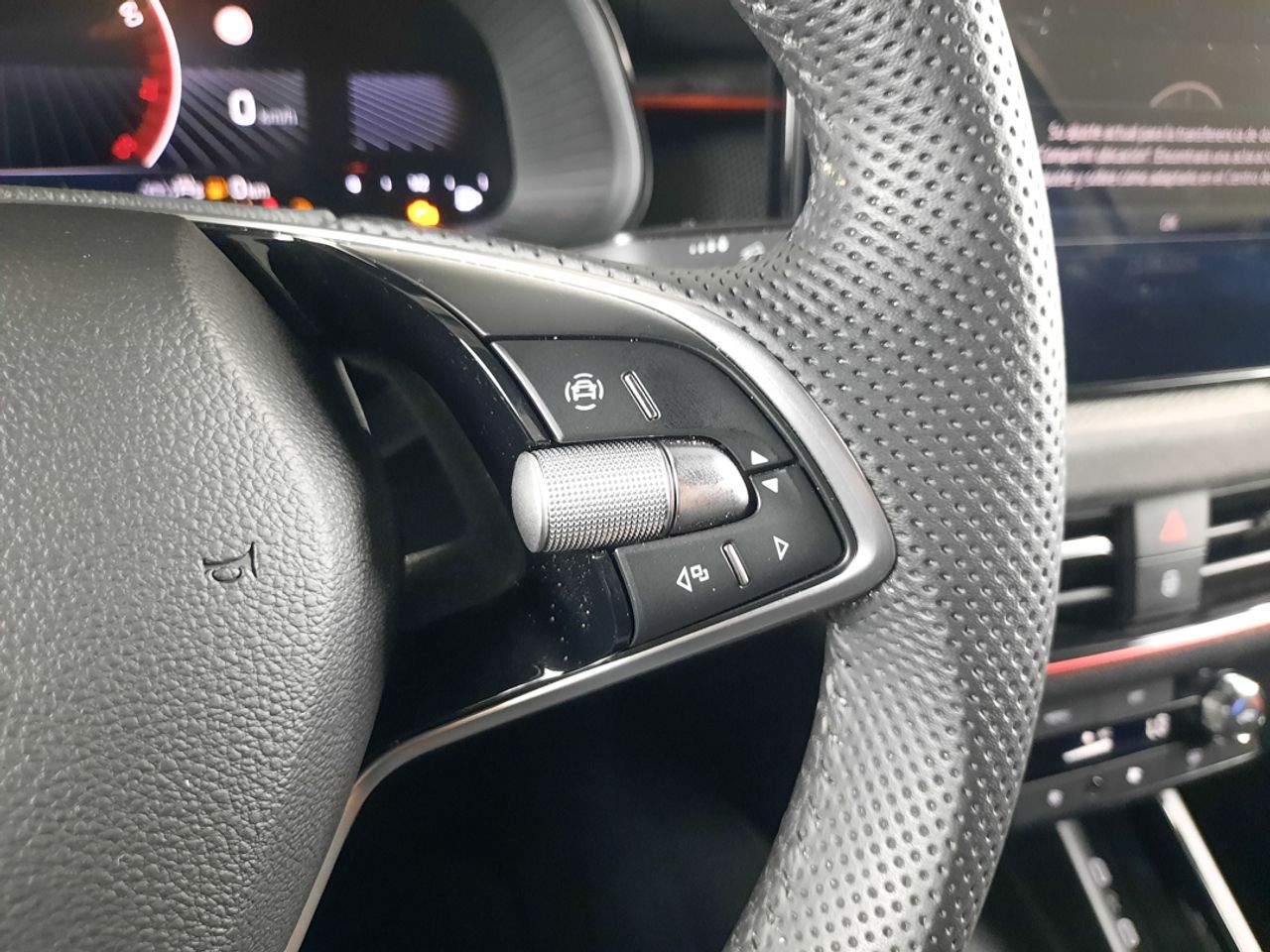 Skoda Kamiq 1.0 TSI Selection 70kW  - Foto 2