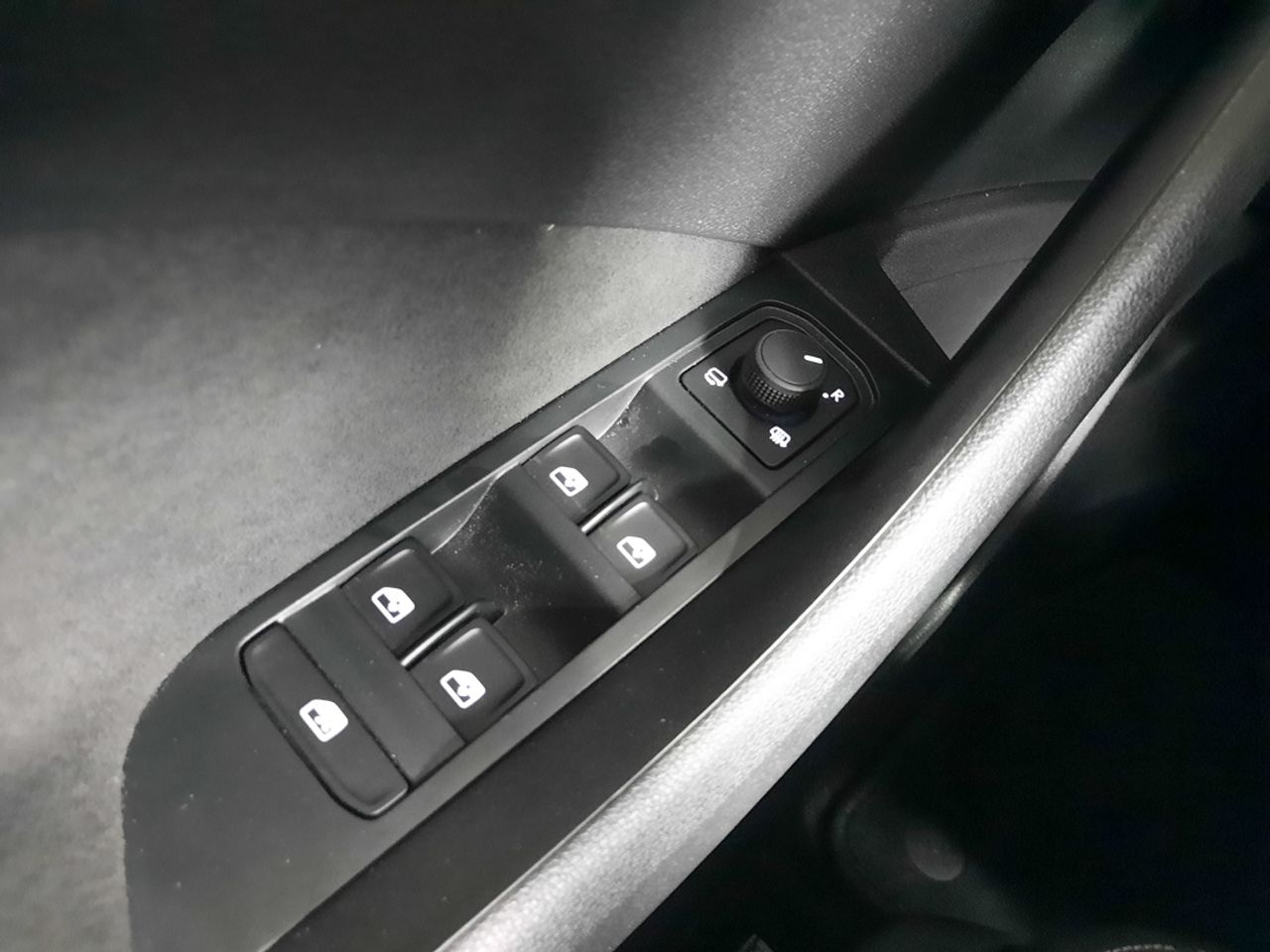 Skoda Kamiq 1.0 TSI Selection 70kW  - Foto 2