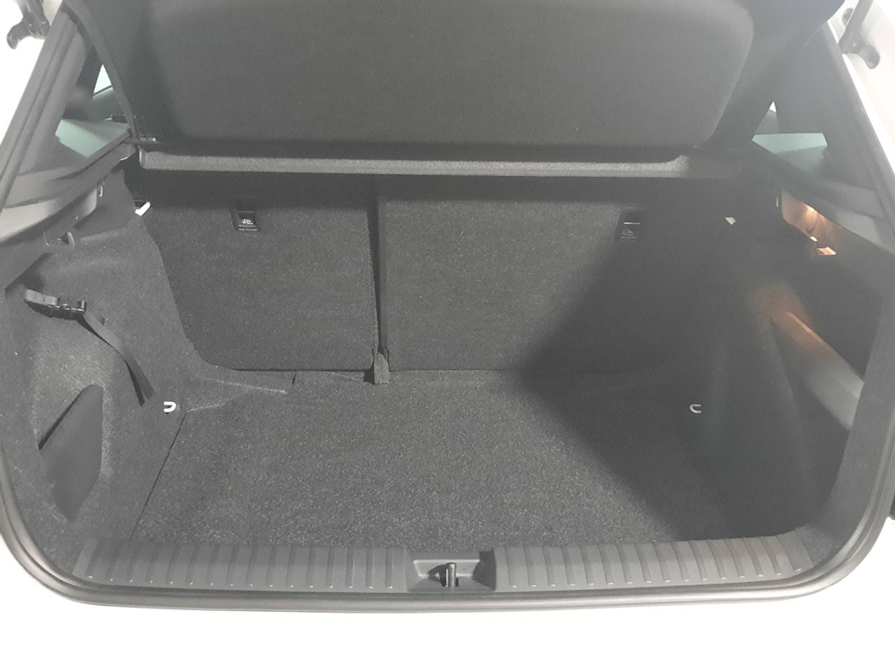 Skoda Kamiq 1.0 TSI Selection 70kW  - Foto 2