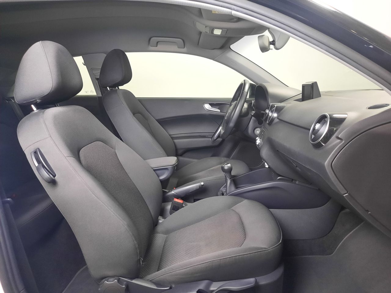 Audi A1 1.0 TFSI Adrenalin  - Foto 2