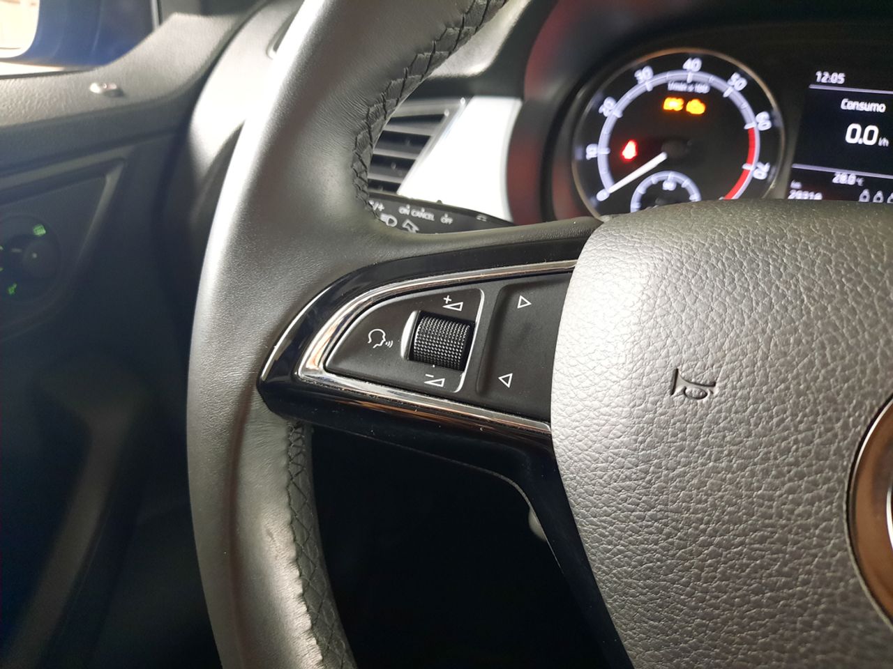 Skoda Fabia 1.0 MPI Ambition 55kW  - Foto 2