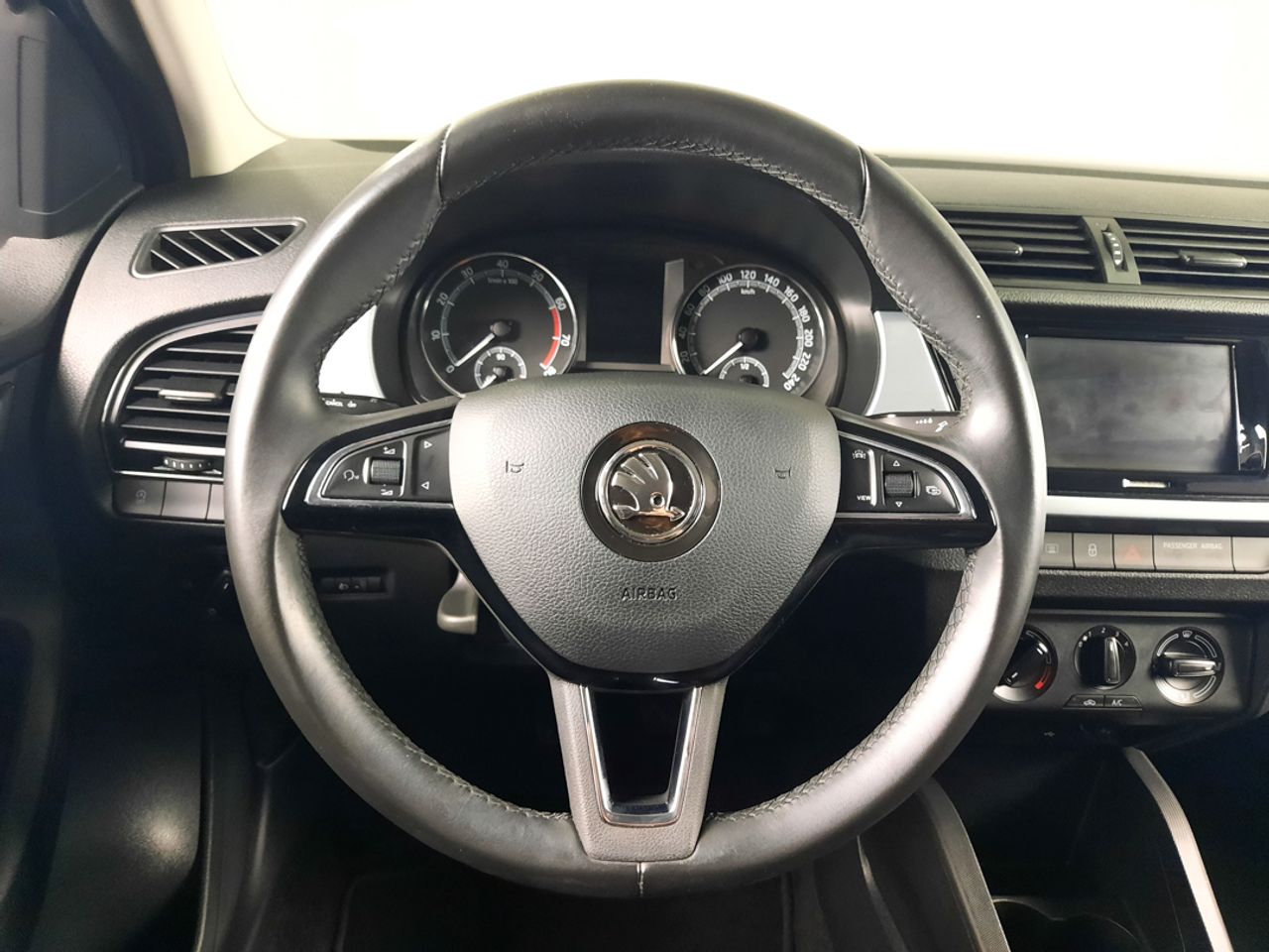 Skoda Fabia 1.0 MPI Ambition 55kW  - Foto 2
