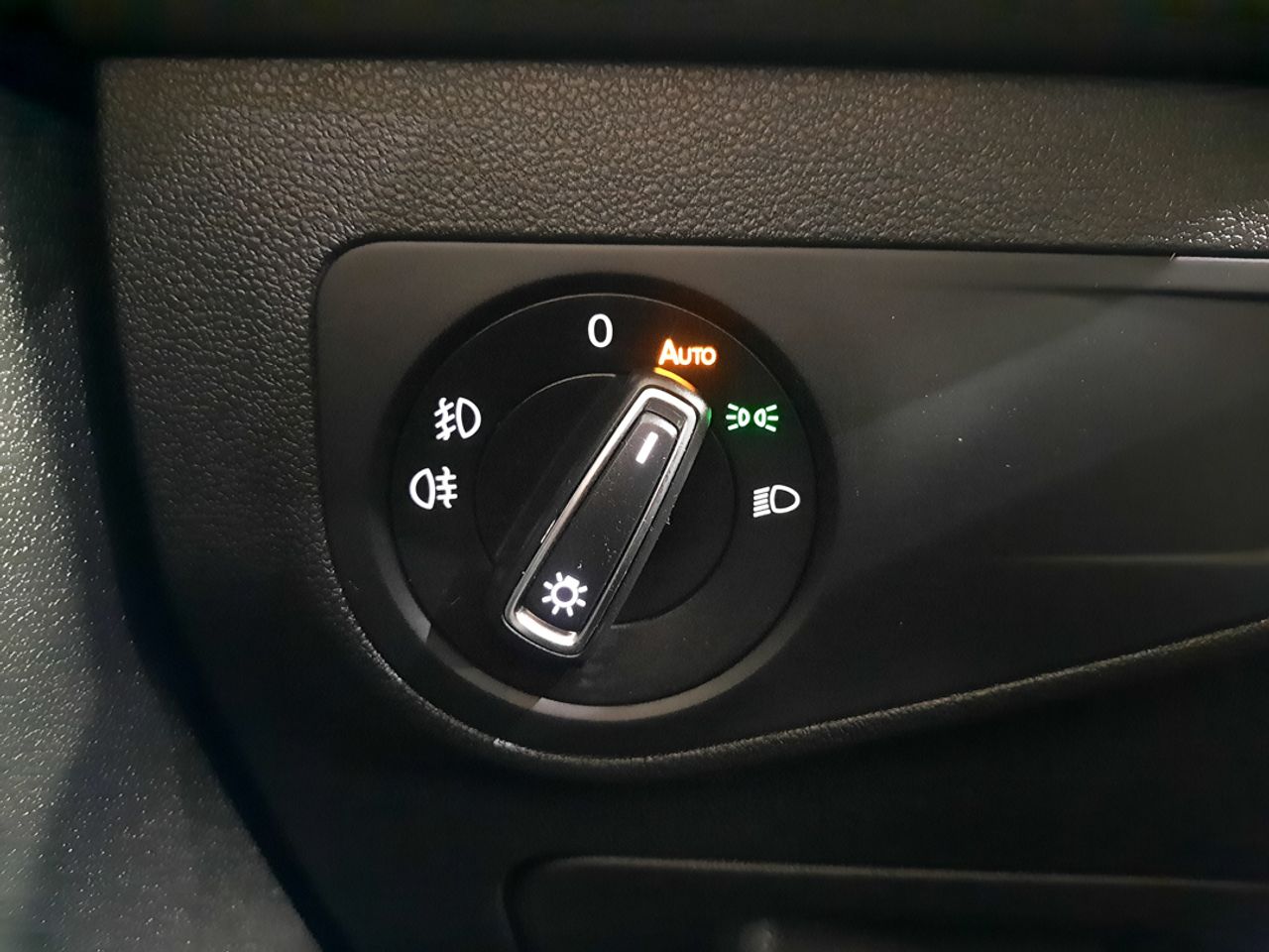 Volkswagen Tiguan Tiguan 2.0TDI Sport 4Motion 110kW  - Foto 2