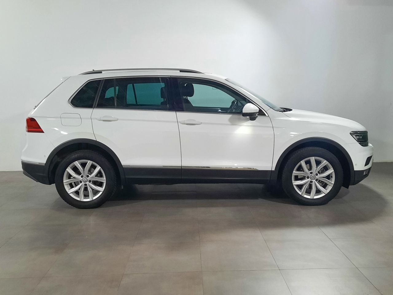 Volkswagen Tiguan Tiguan 2.0TDI Sport 4Motion 110kW  - Foto 2