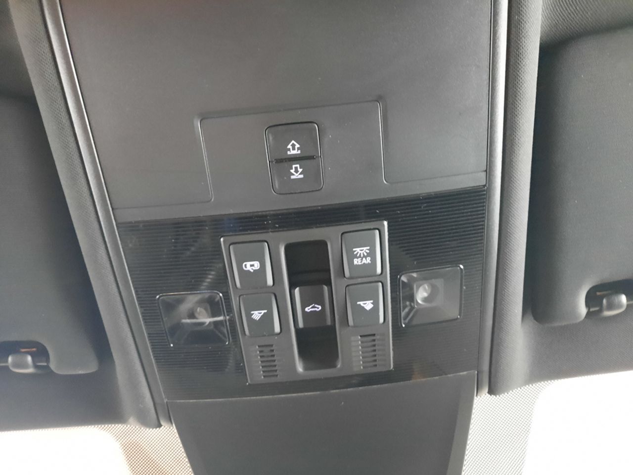 Volkswagen Tiguan Tiguan 2.0 TSI R 4Motion DSG 235kW  - Foto 2