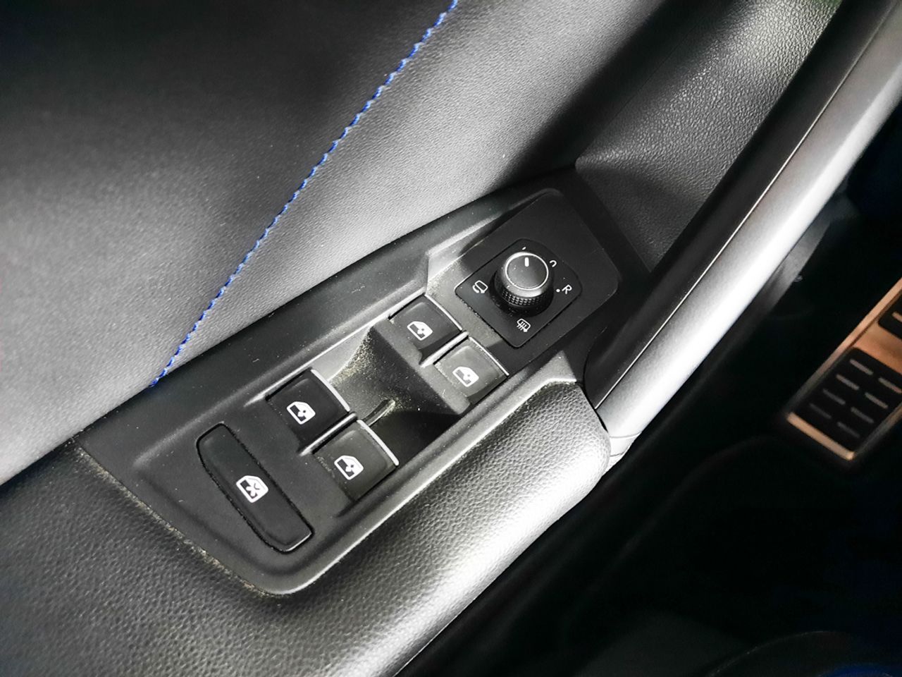 Volkswagen Tiguan Tiguan 2.0 TSI R 4Motion DSG 235kW  - Foto 2