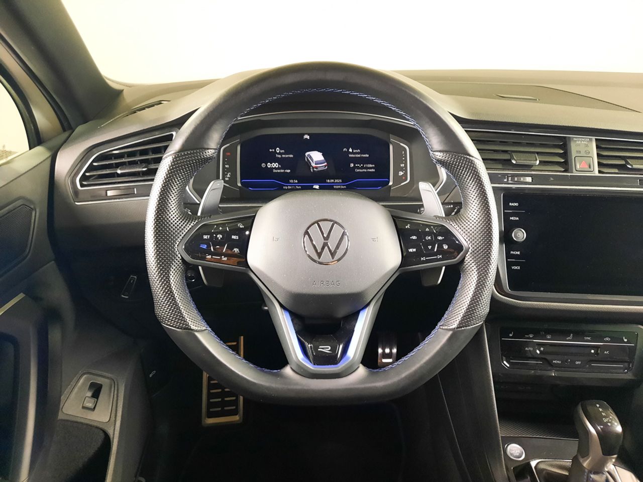 Volkswagen Tiguan Tiguan 2.0 TSI R 4Motion DSG 235kW  - Foto 2