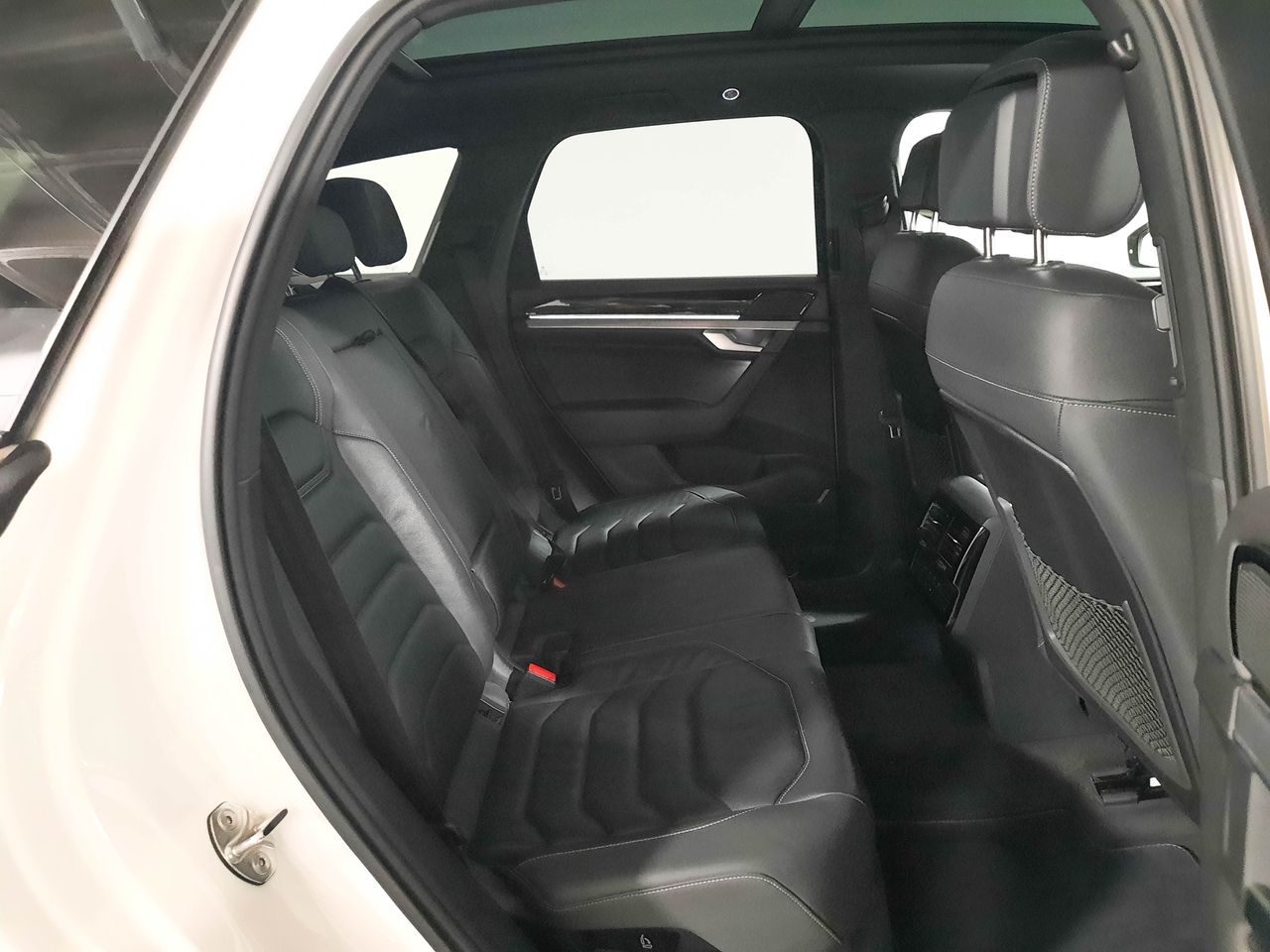Volkswagen Touareg Touareg 3.0TDI V6 R-Line Tiptronic 4Motion 170kW  - Foto 2