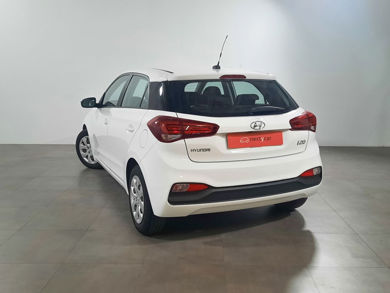 Hyundai i20 i20 1.2 MPI Essence LE  - Foto 2