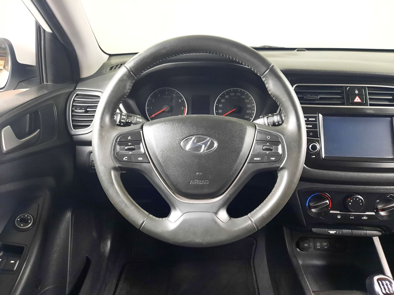 Hyundai i20 i20 1.2 MPI Essence LE  - Foto 2