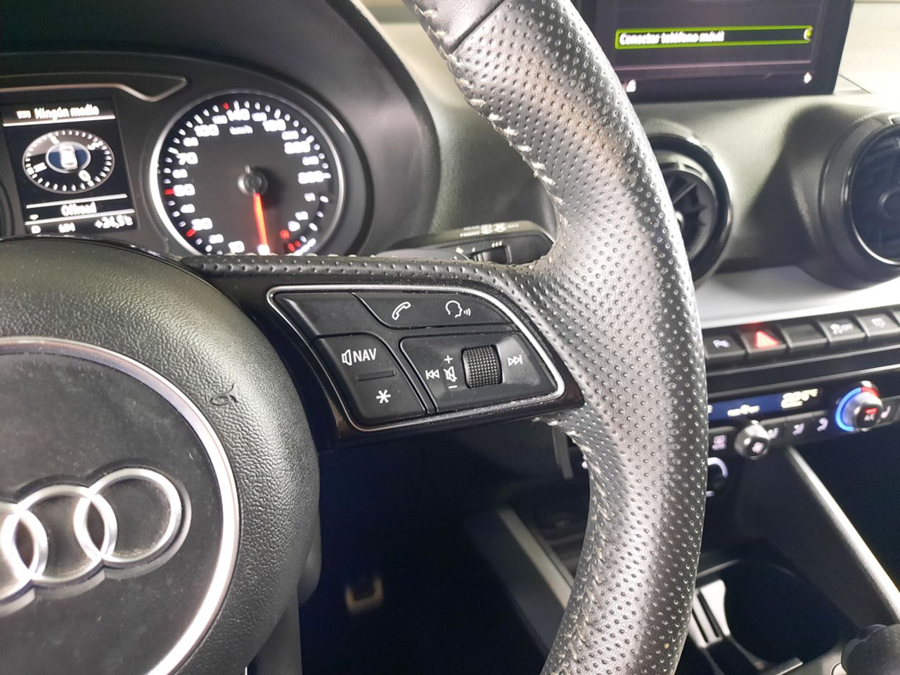 Audi Q2 Q2 2.0TDI Design edition quattro S-T 110kW  - Foto 2