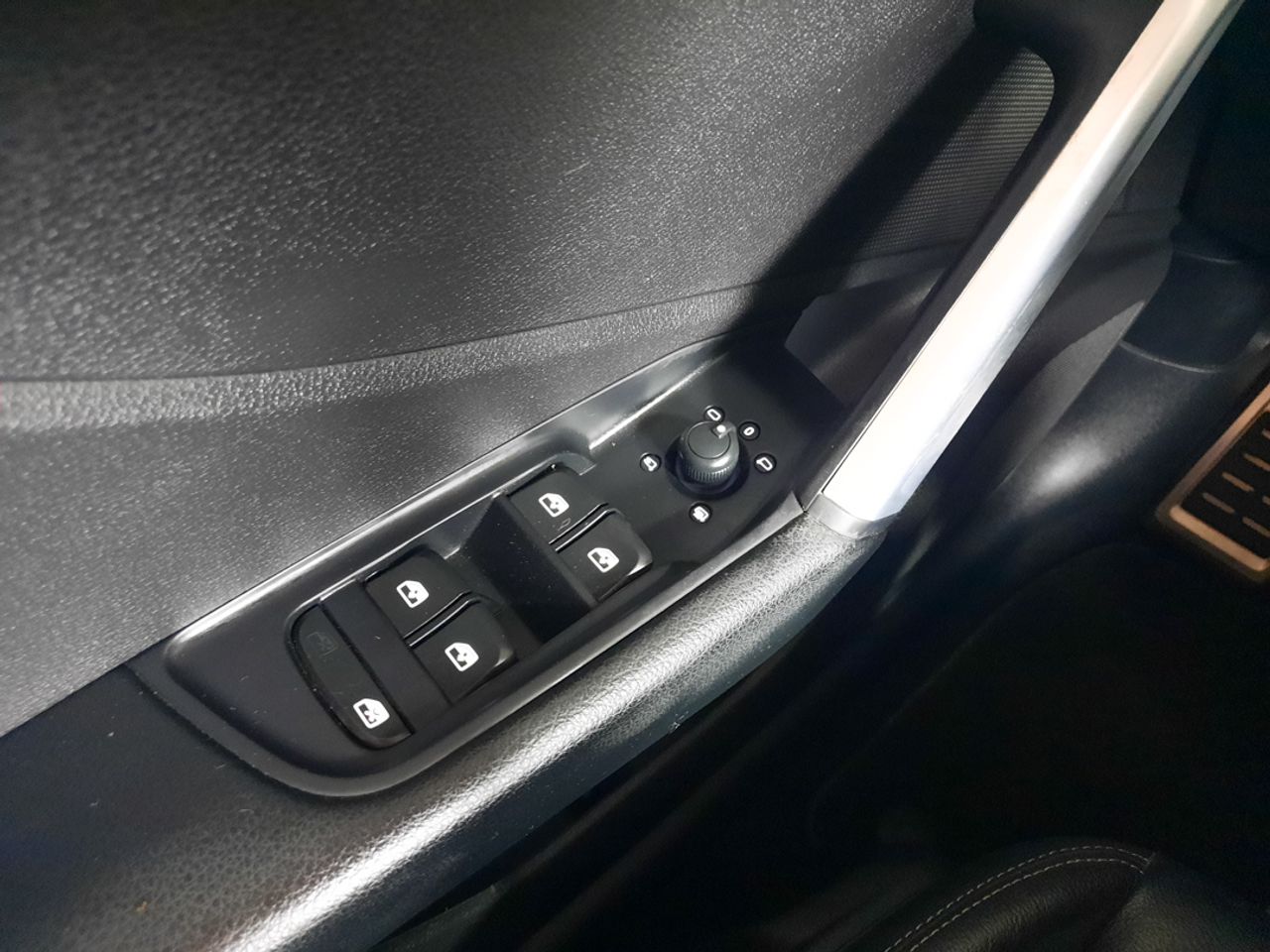 Audi Q2 Q2 2.0TDI Design edition quattro S-T 110kW  - Foto 2