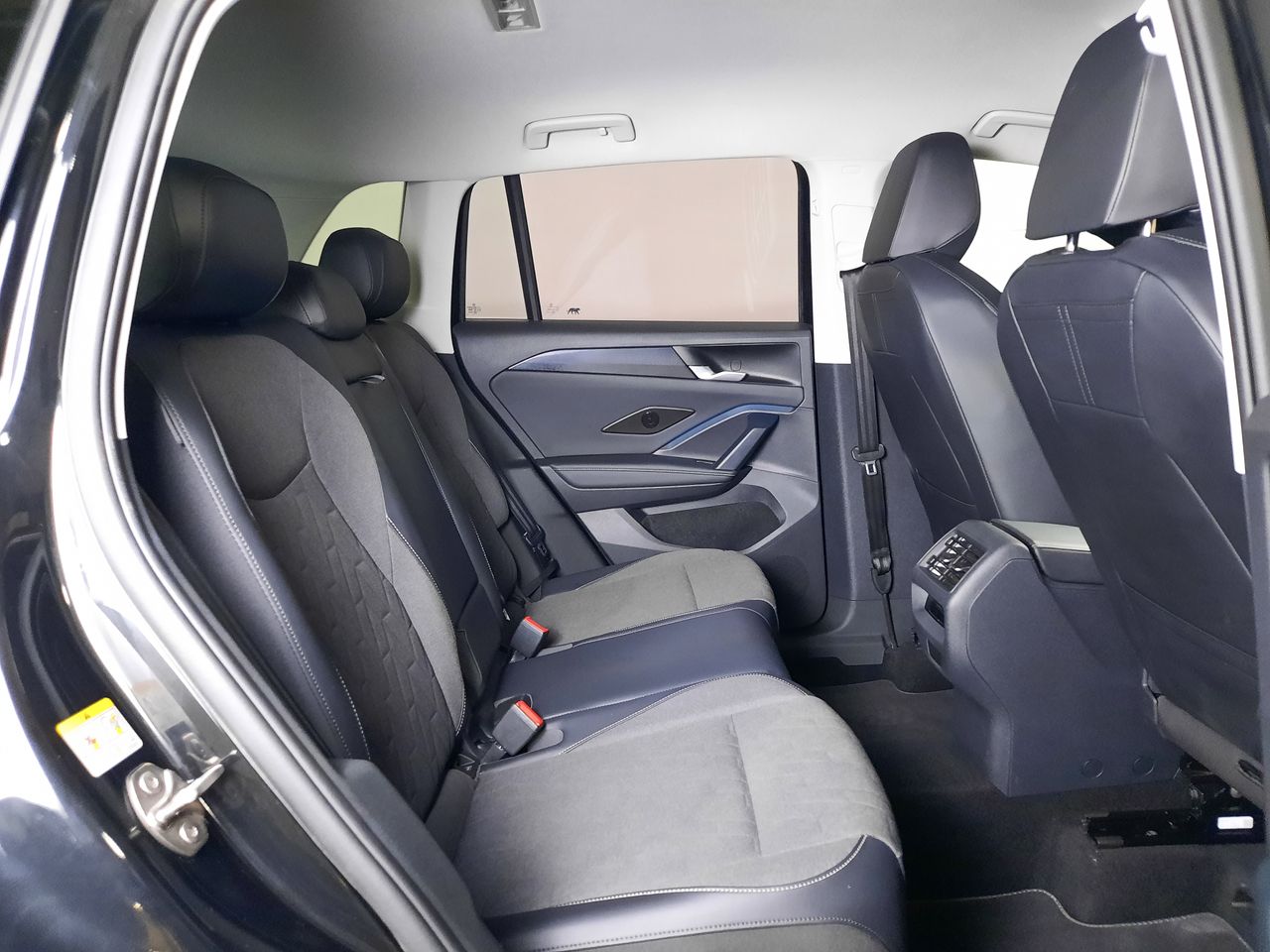 Volkswagen Tiguan Tiguan 1.5 TSI eHybrid Más DSG 150kW  - Foto 2