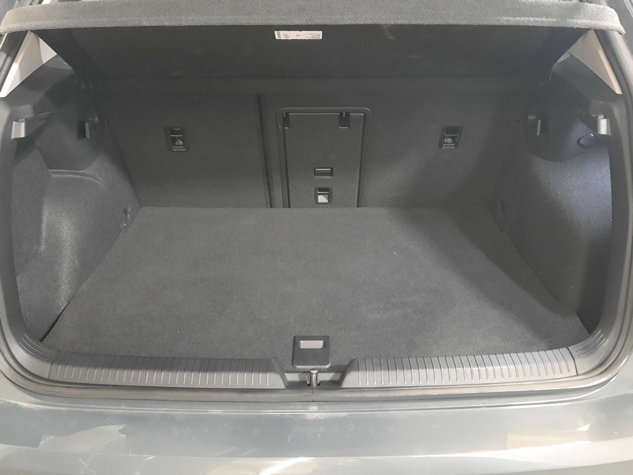 Volkswagen Golf Golf 1.5 TSI eHybrid Match DSG6 150kW  - Foto 2