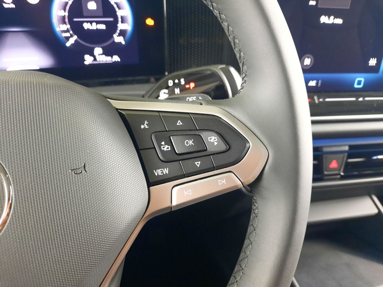 Volkswagen Tiguan Tiguan Life 1.5 TSI eHybrid 110 kW (150 CV) / 85 kW (115 CV)  Automático DSG 6 vel. - Foto 2