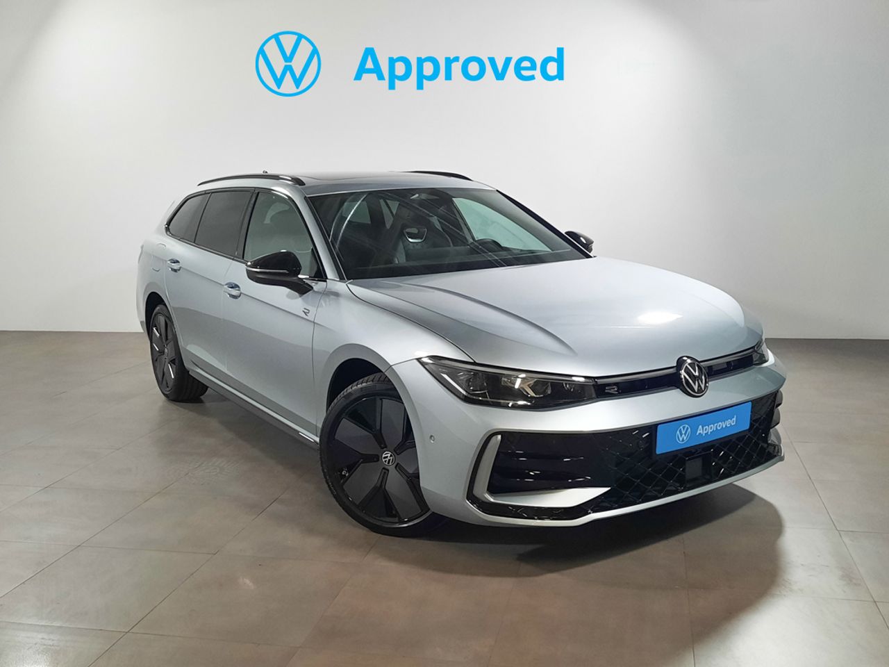 Volkswagen Passat Passat R-Line 1.5 TSI eHybrid 130 kW (177 CV) / 85 kW (115 CV)  Automático DSG 6 vel.  - Foto 2