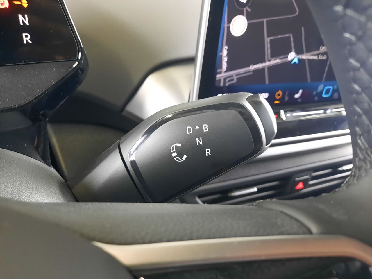 Volkswagen ID.4 ID.4 Pro 210KW 77Kwh  - Foto 2