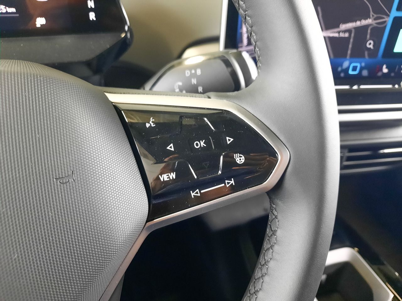 Volkswagen ID.4 ID.4 Pro 210KW 77Kwh  - Foto 2