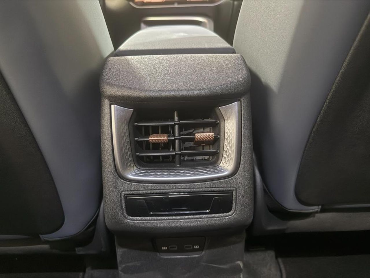 Cupra Terramar Terramar 1.5 TSI e-Hybrid 150kW DSG - Foto 2