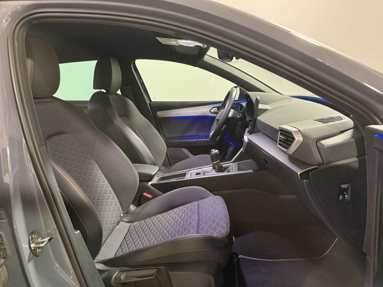 Seat Leon León 1.5 TSI S&S FR XS 130 - Foto 2