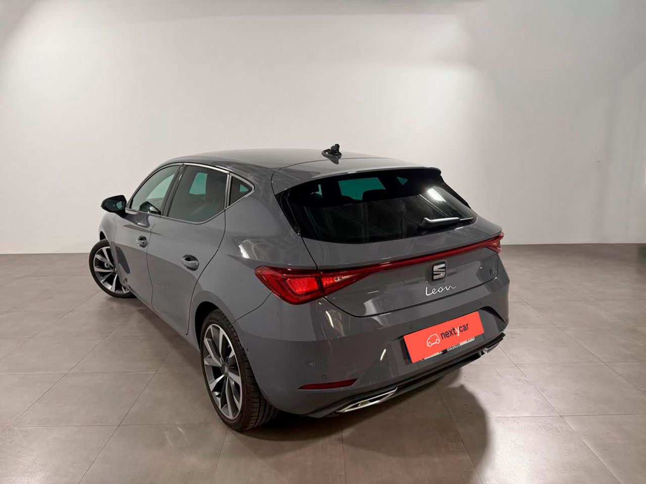 Seat Leon León 1.5 TSI S&S FR XS 130 - Foto 2