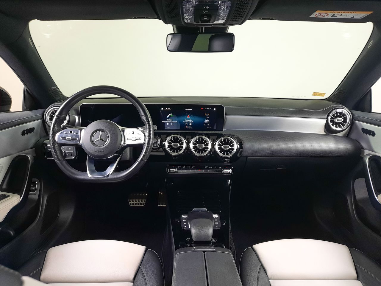 Mercedes CLA CLA 200d - Foto 2