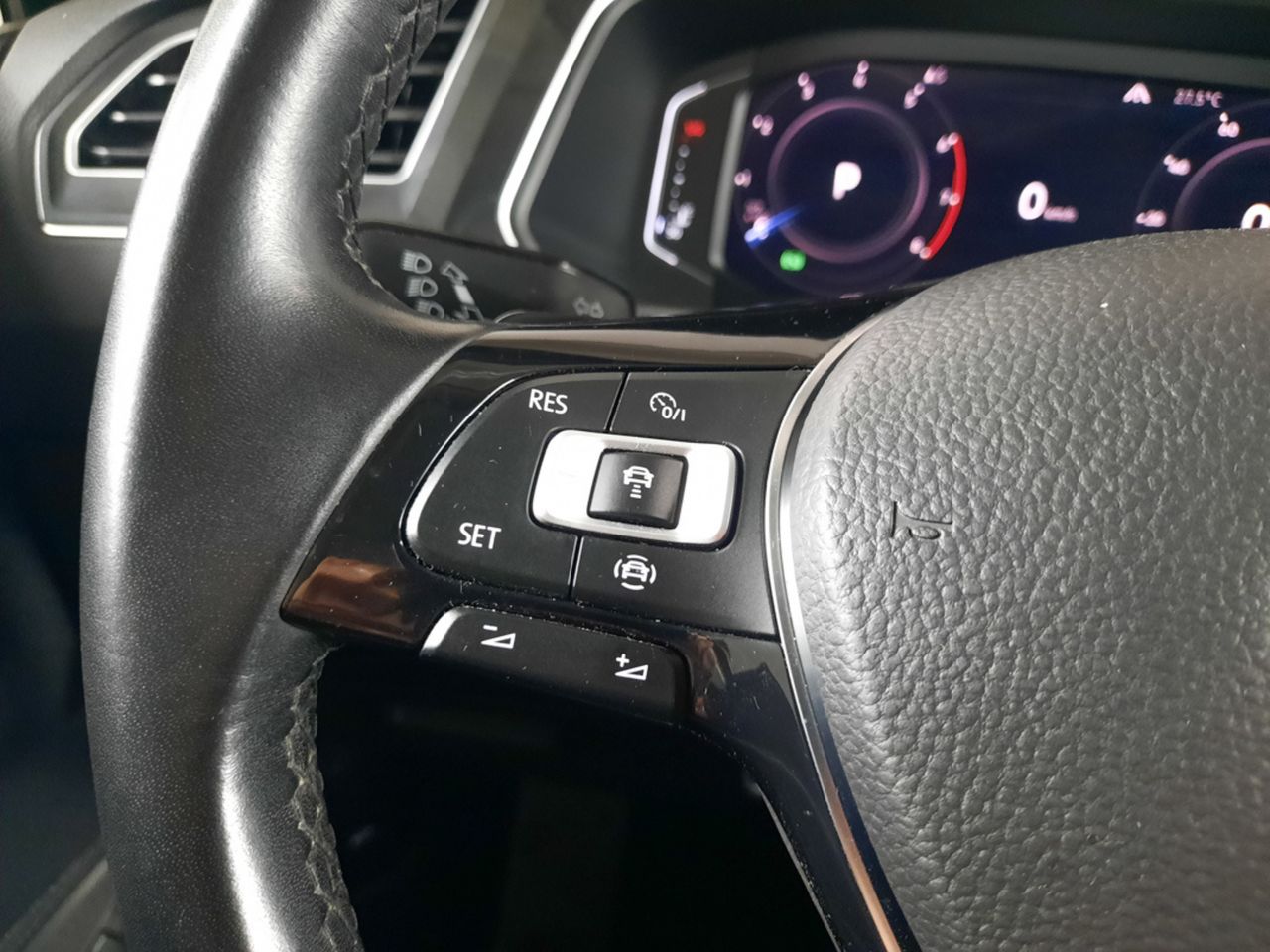 Volkswagen Tiguan Tiguan 2.0 TSI Sport 4Motion DSG 140kW - Foto 2