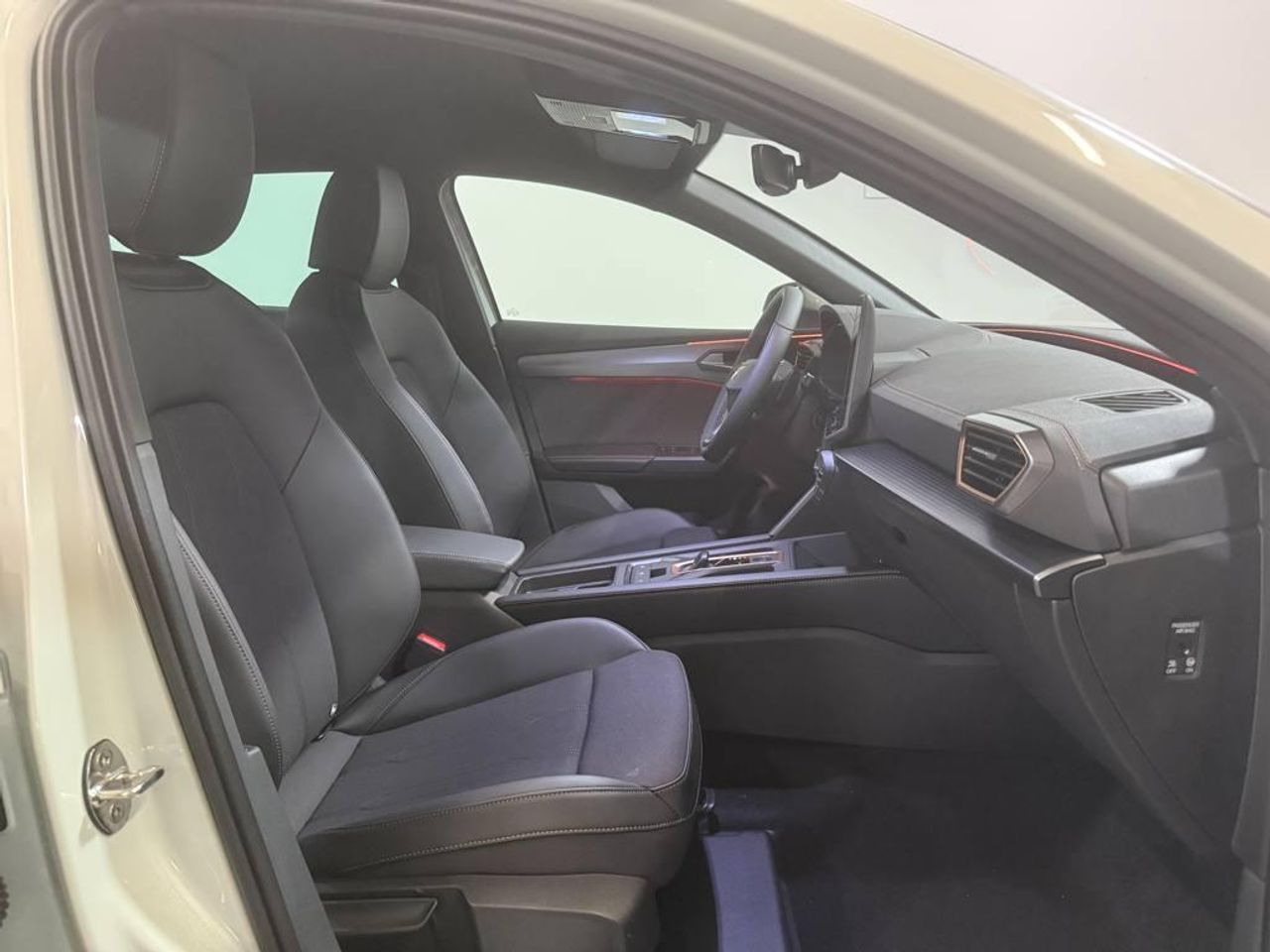 Cupra León León 1.5 TSI e-Hybrid 150kW DSG - Foto 2