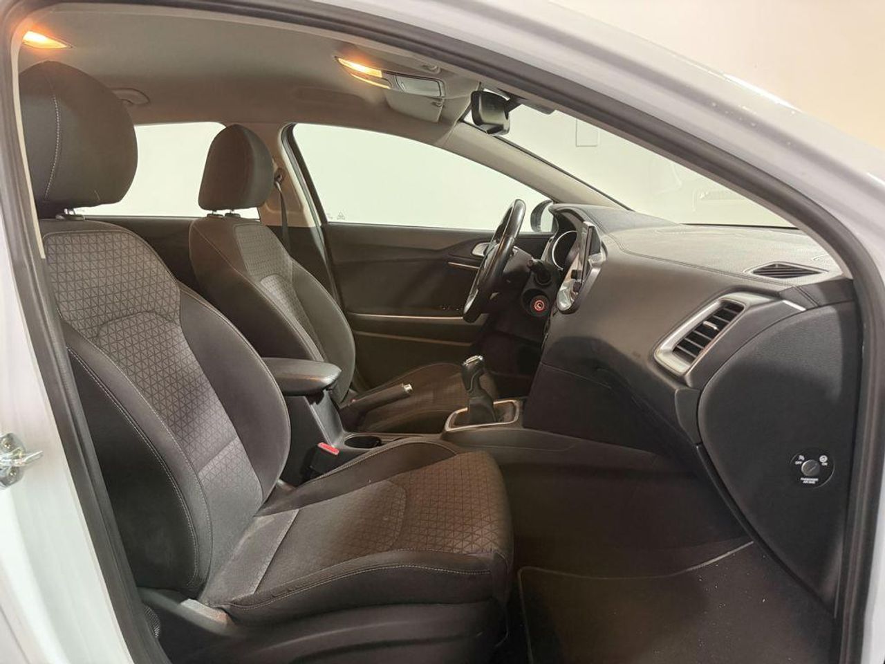 Kia Ceed Ceed 1.0 T-GDI Eco-Dynamics Concept 120 - Foto 2