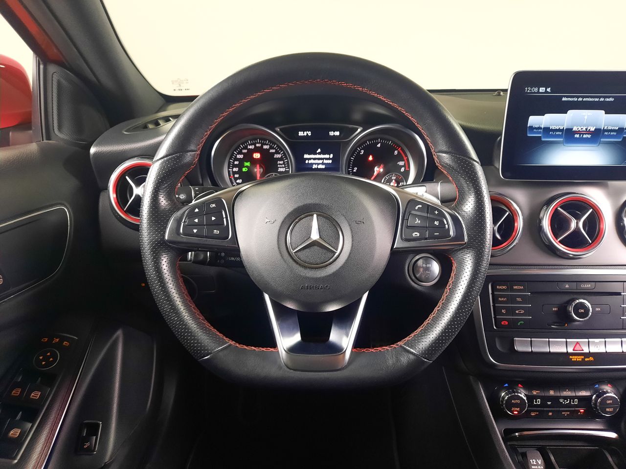 Mercedes Clase GLA GLA 200d 7G-DCT - Foto 2