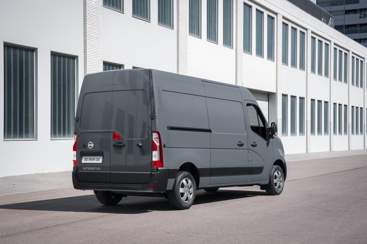 Impuestos  de segunda mano - nissan interstar 2024 /