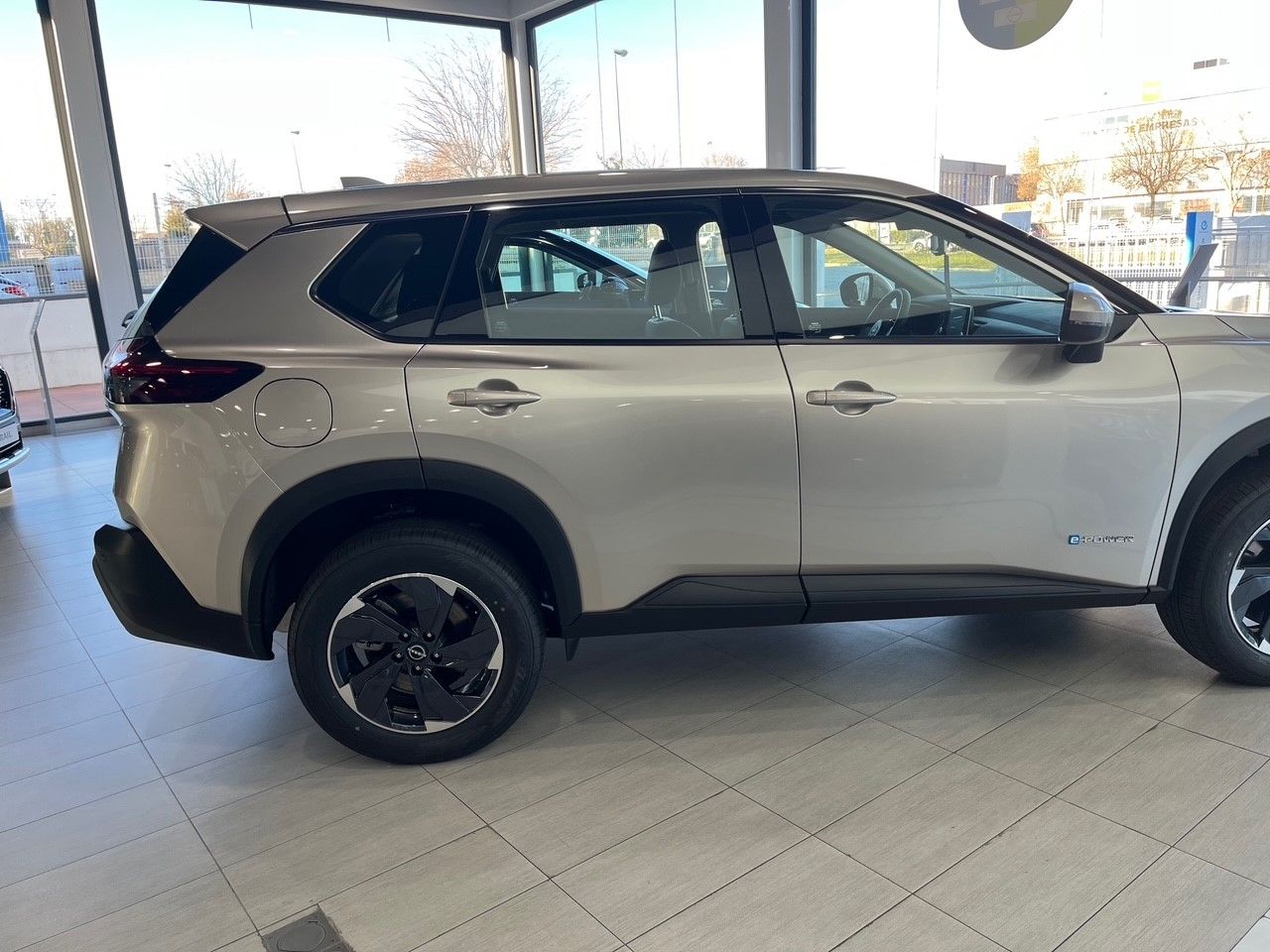 nissan x-trail 2025 / foto grande (2)